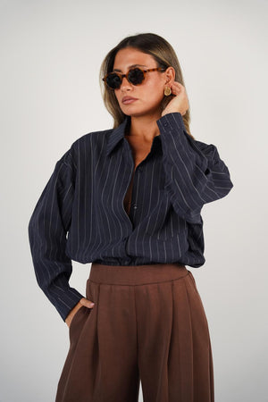 חולצת ונסה חולצה RFA