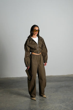 חליפת אסטל חליפה GOVANA