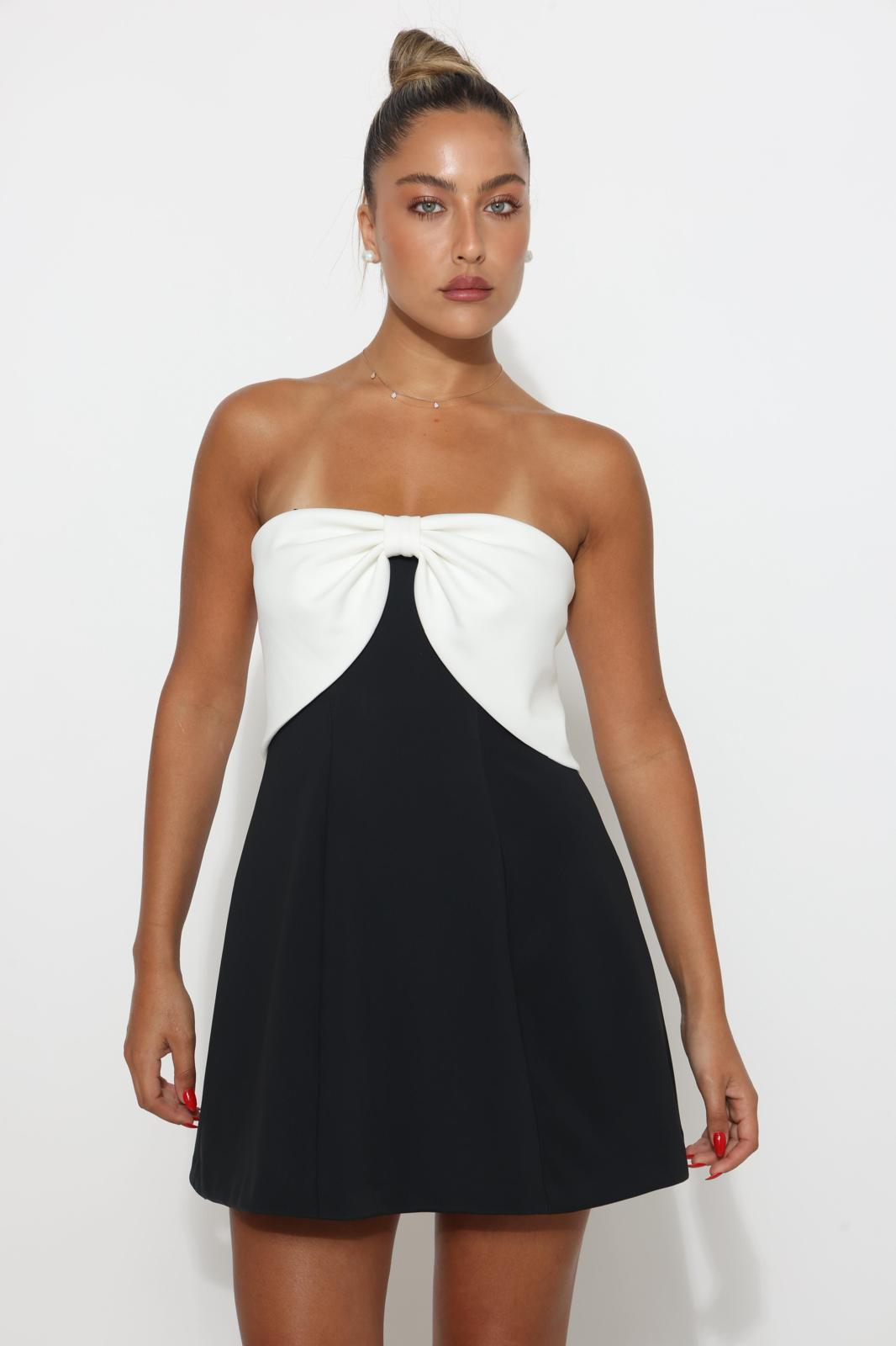 שמלת דונטלה