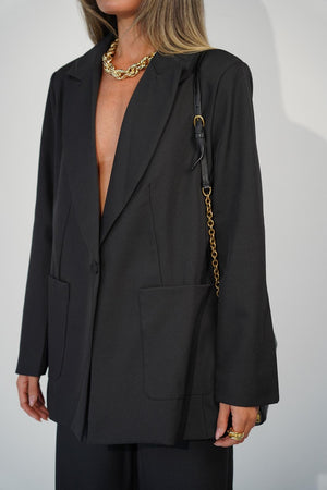 חליפת מוניק חליפה שחור O.S RFA