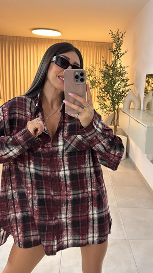 חולצת שירלי משובצת חולצה בורדו O.S גליתה