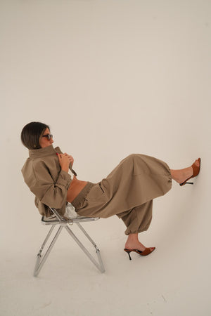 חליפת ג׳סיקה חליפה RFA