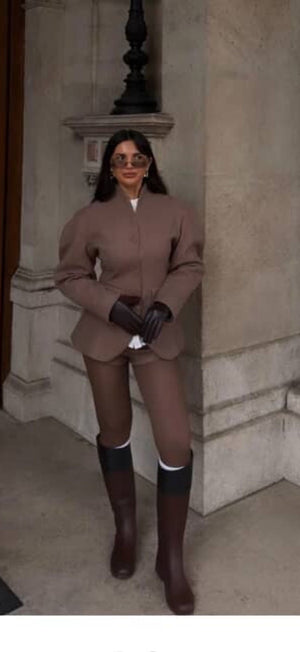 חליפת מאלטה חליפה בז' GOVANA