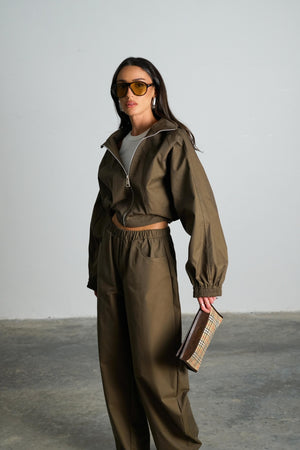 חליפת אסטל חליפה GOVANA