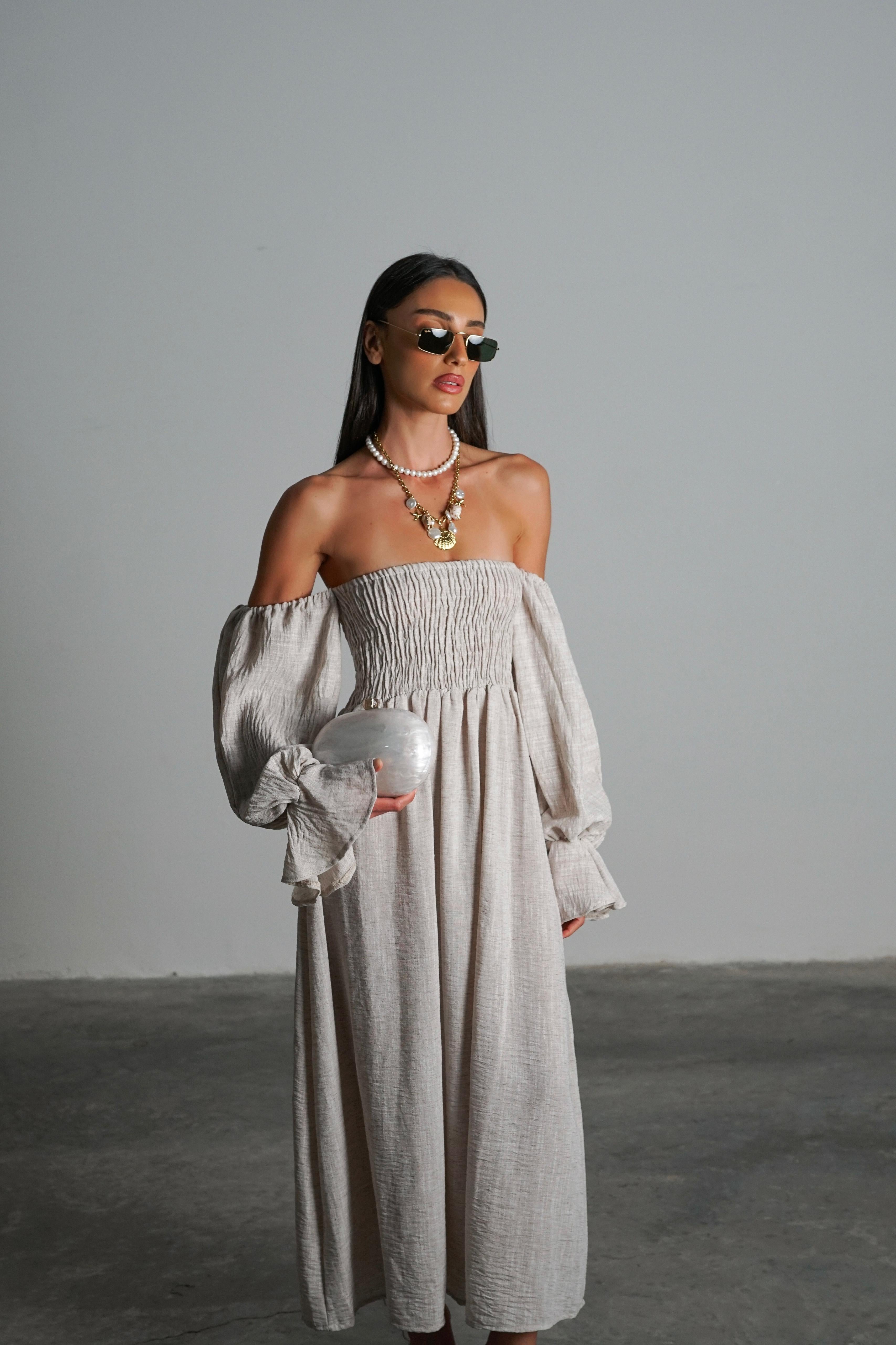 שמלת ליריקה