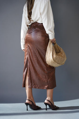 חצאית אן חצאית RFA