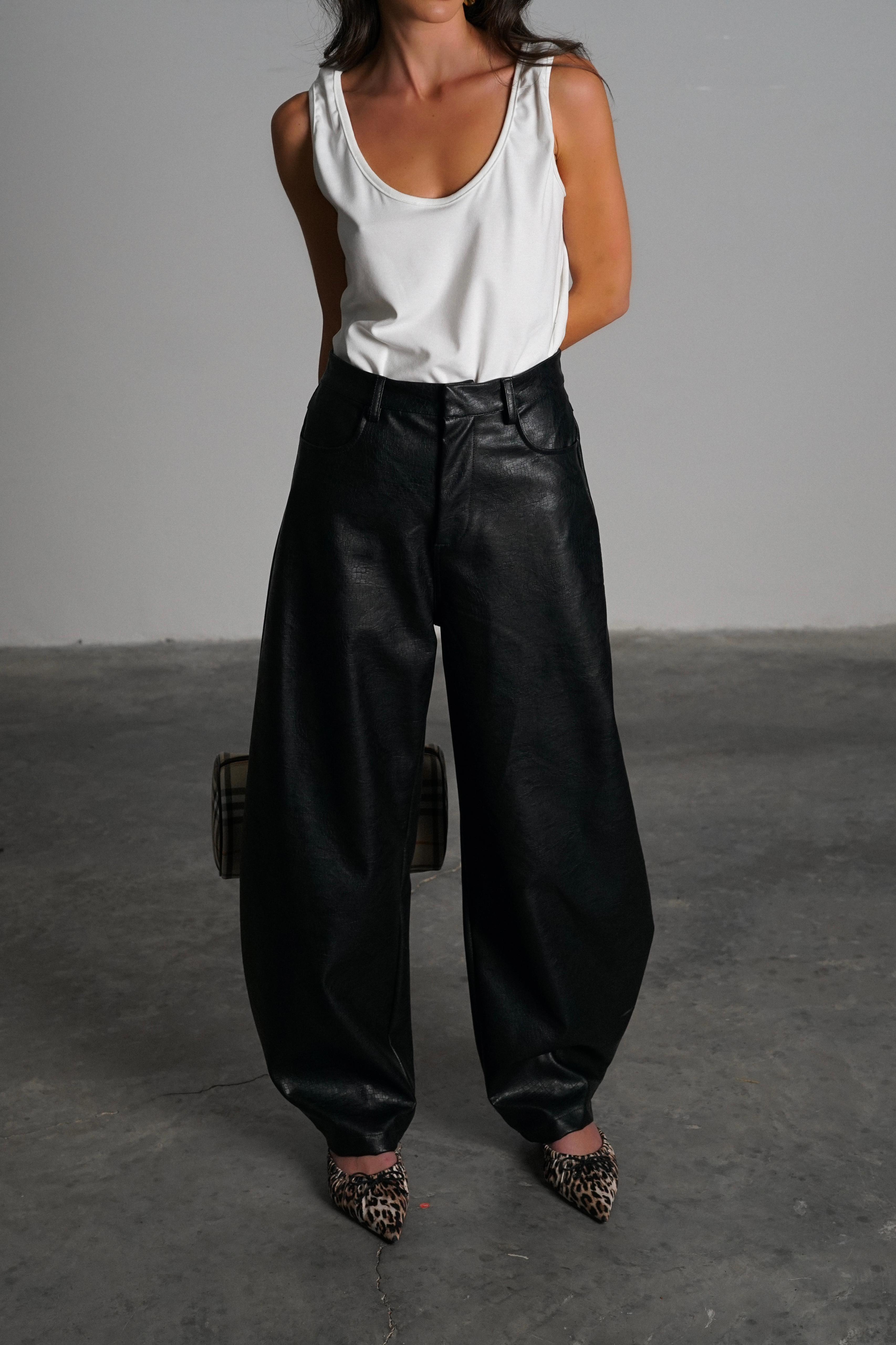 מכנס עור ג׳אגר