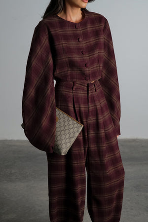 חליפת פטיסר חליפה בורדו GOVANA