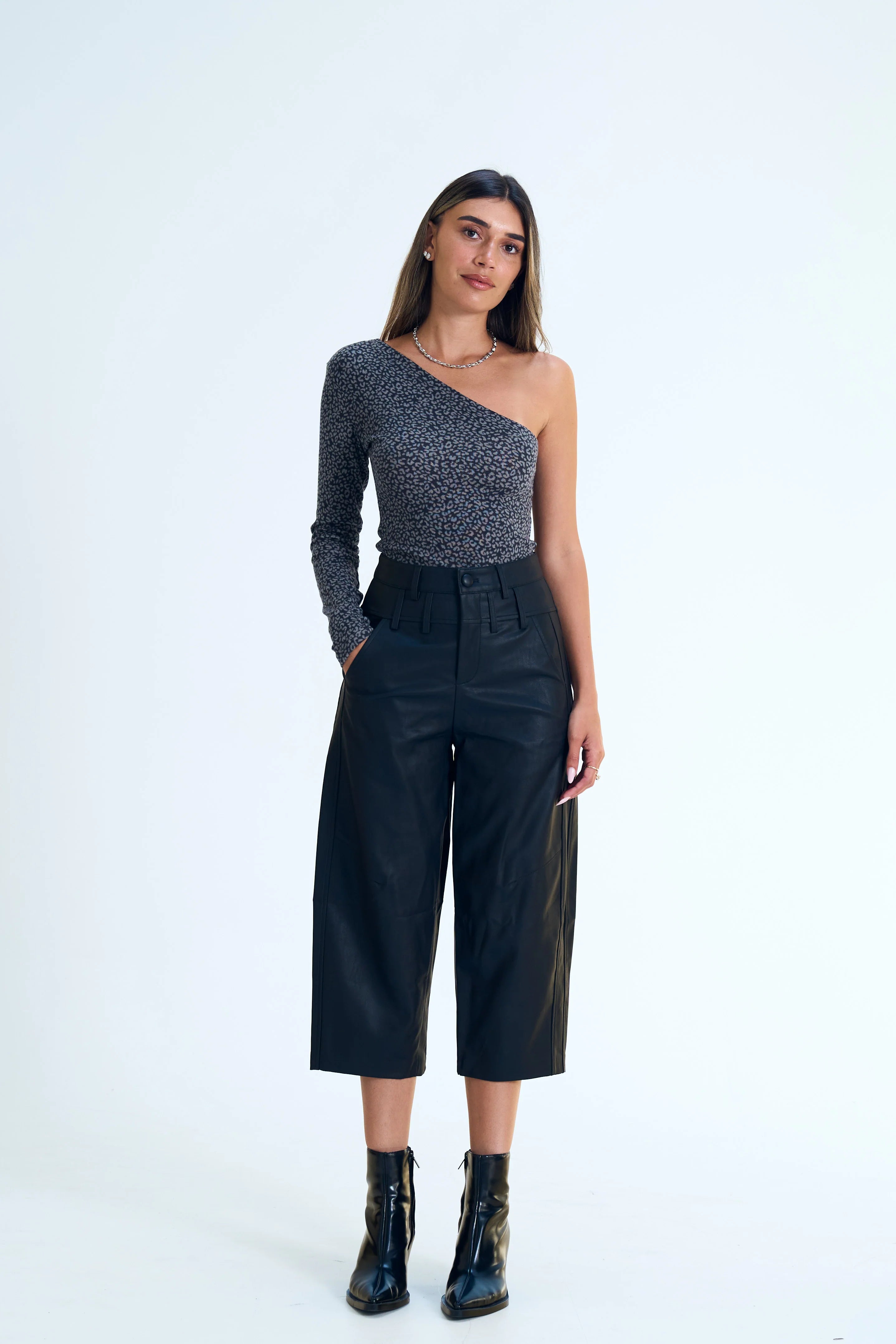 חולצת זיו חולצה טיאגו