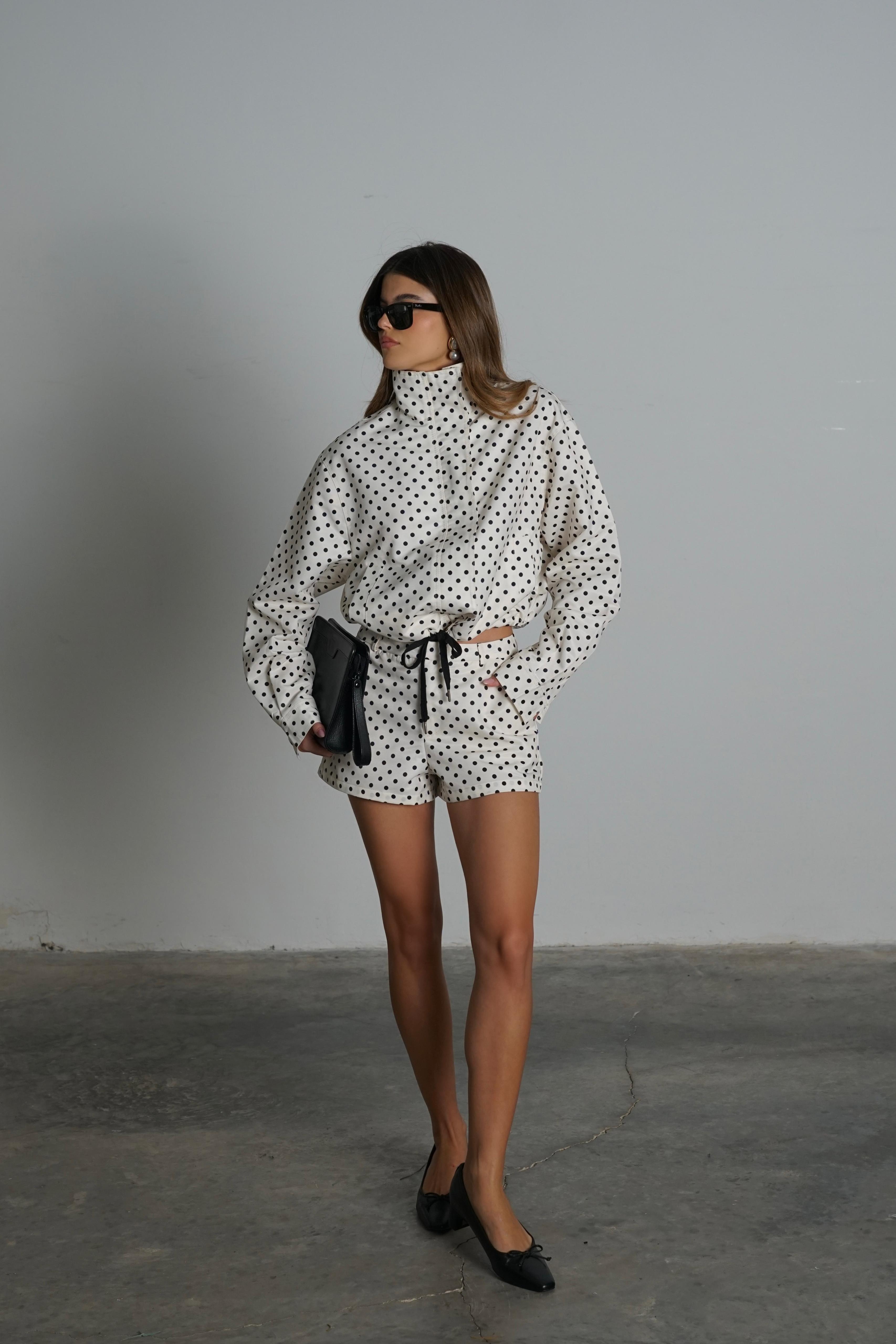 חליפת טומיק חליפה GOVANA