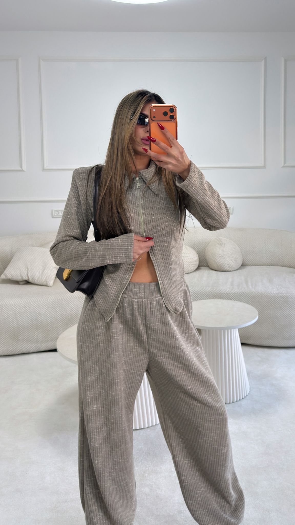 חליפת סריג נטלי חליפה חום נטלי שווילי