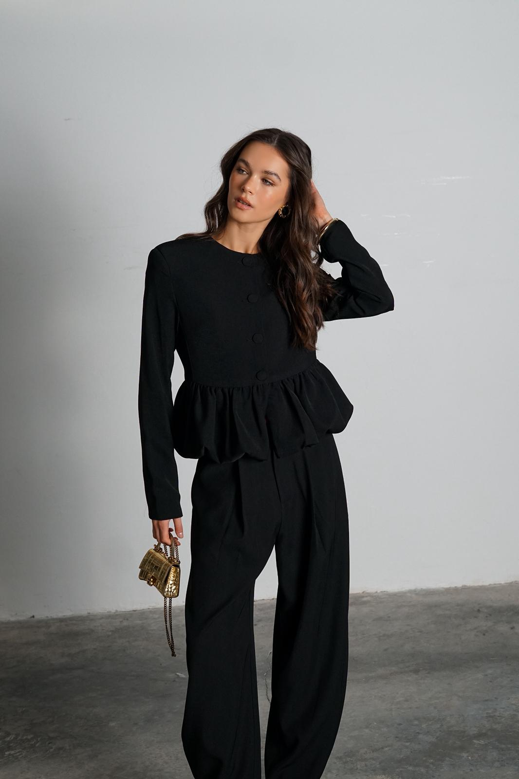 חליפת מנואלה חליפה שחור GOVANA