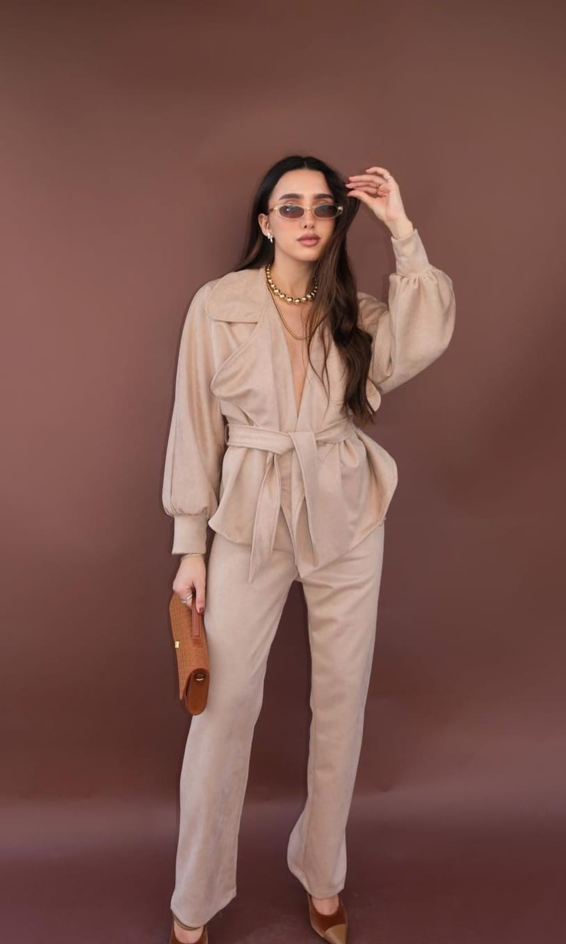 חליפת חן בז' O.S שני בוטיק מעצבים