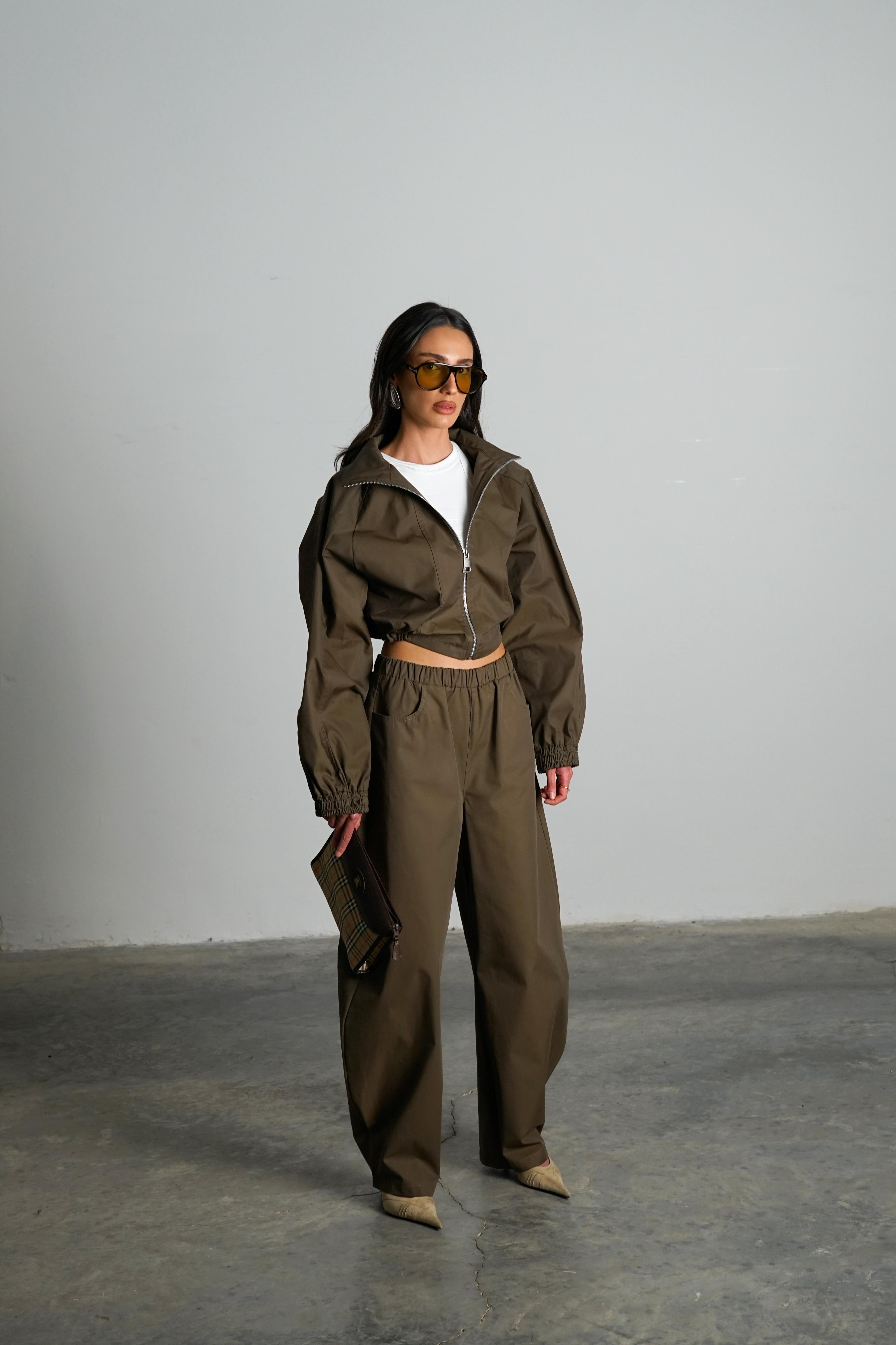 חליפת אסטל חליפה GOVANA