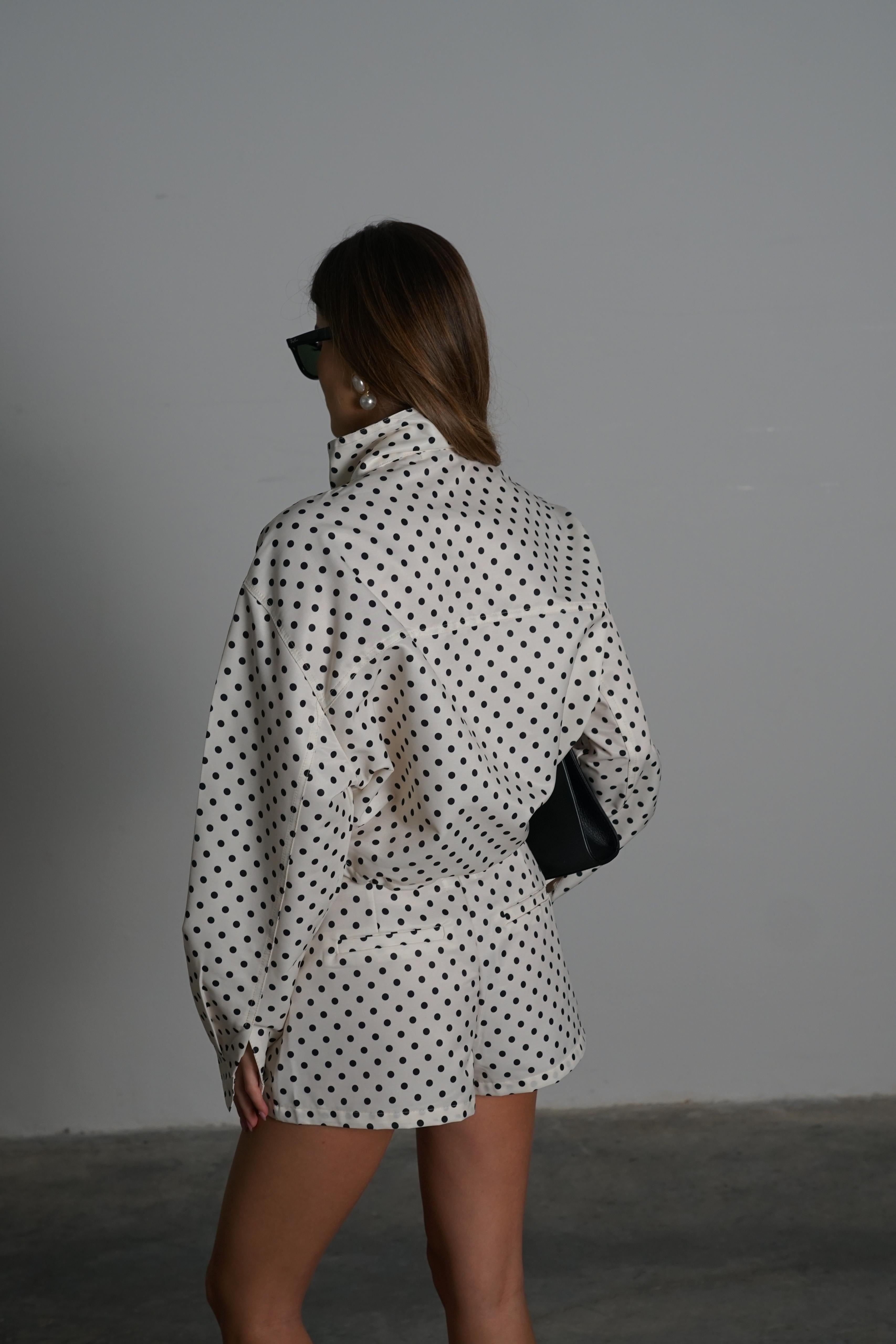 חליפת טומיק חליפה GOVANA