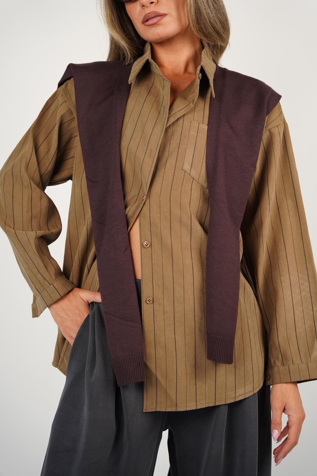 חולצת ונסה חולצה חום O.S RFA