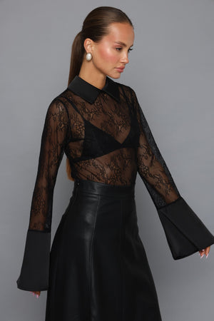 חולצת תחרה צווארון שרוול פעמון חולצה קסארה