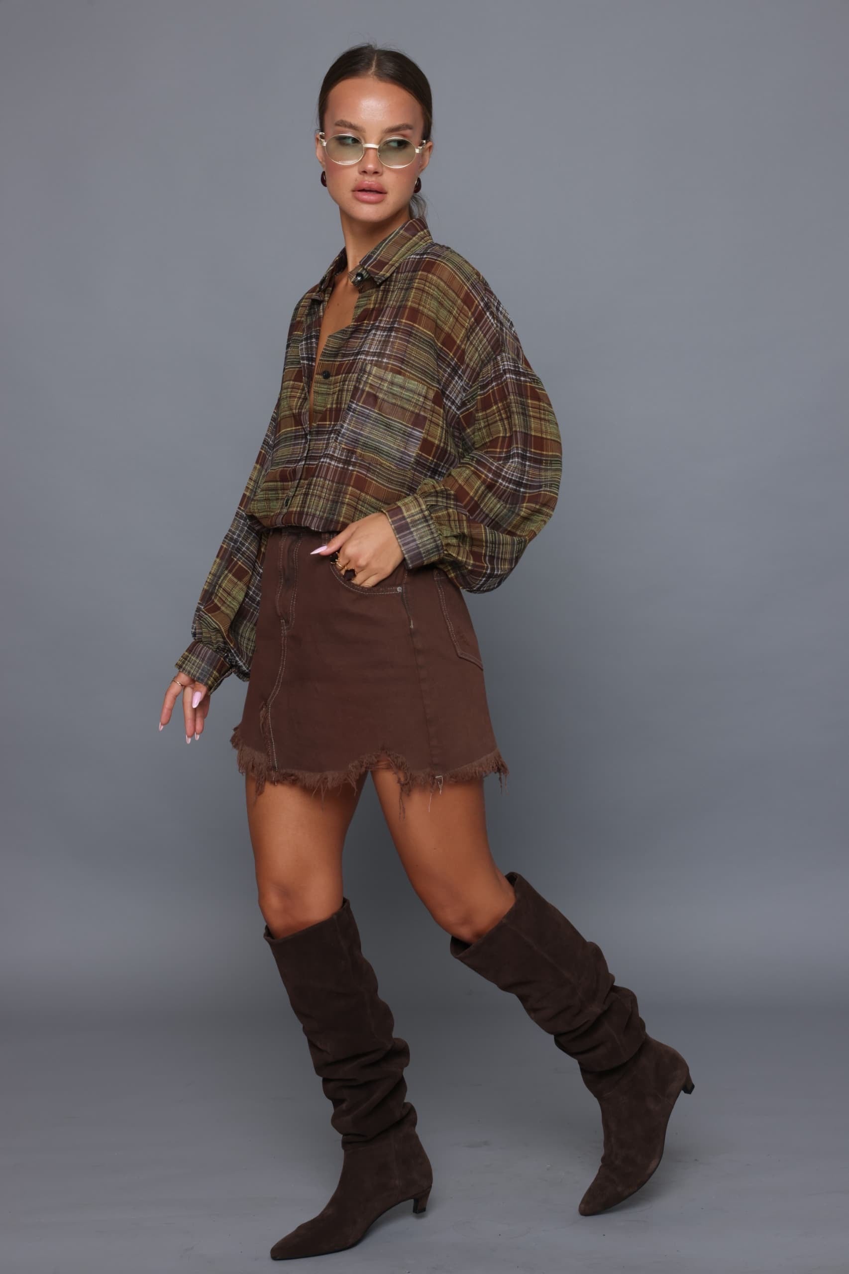 חולצה משובצת שקפקפה חולצה קסארה