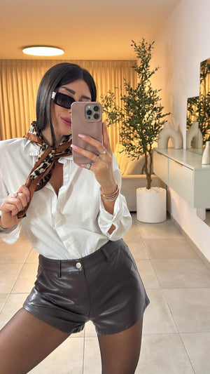 מכנס שורט דמוי עור שורטים חום גליתה