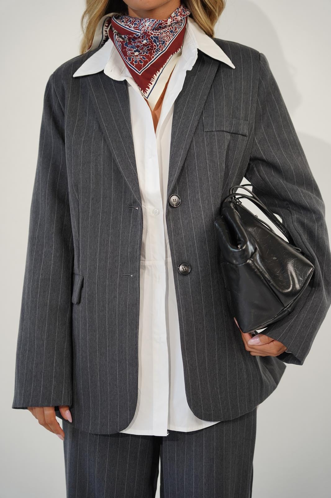 חליפת מיקה חליפה אפור O.S RFA