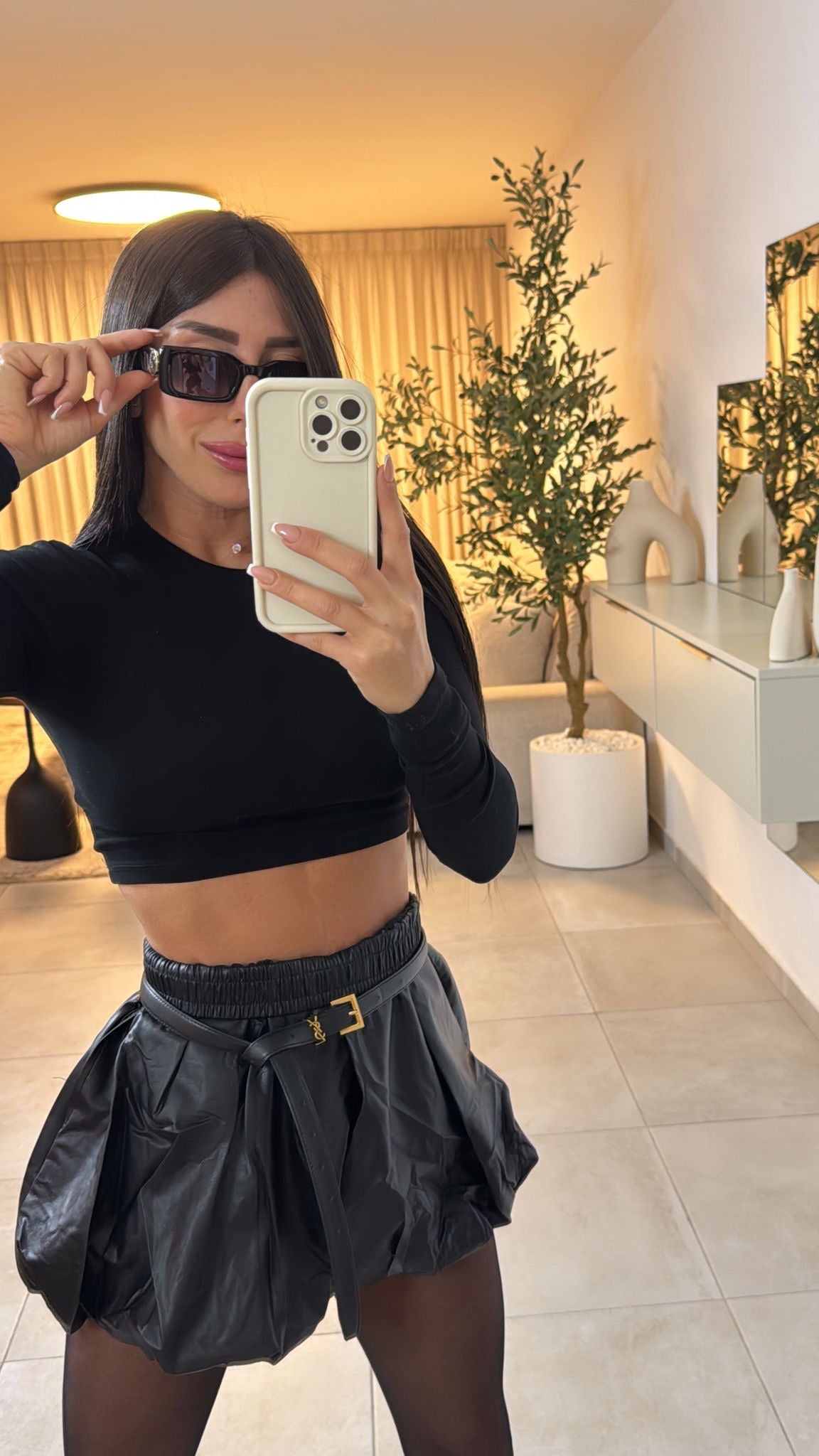 חצאית בלון דמוי עור חצאית גליתה