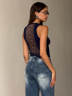 חולצת נסלי מבית טיאגו רק בשני בוטיק מעצבים