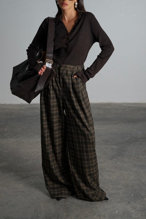 מכנס קנזיס מכנס חום GOVANA