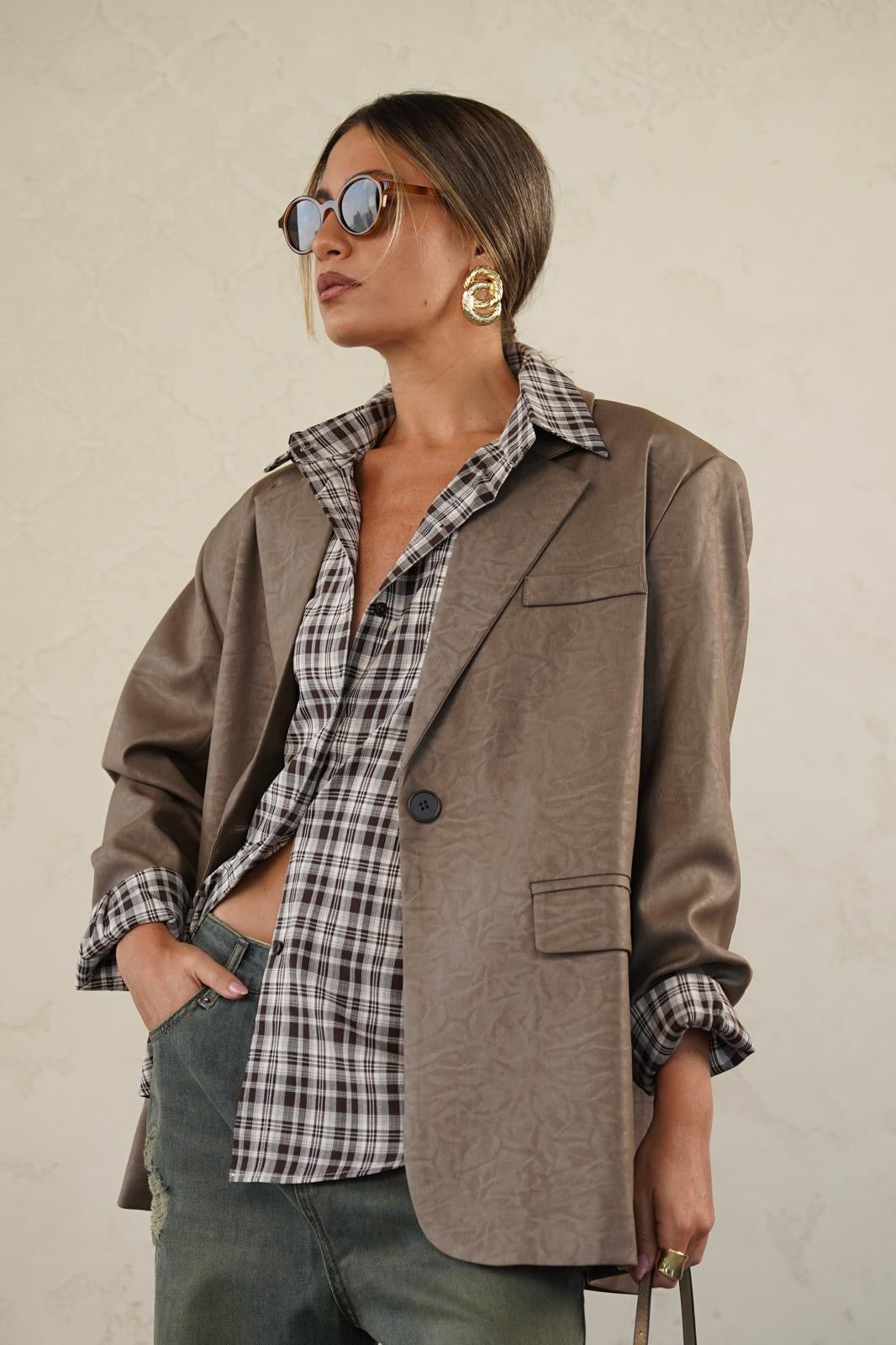 חולצת פיטר חולצה RFA