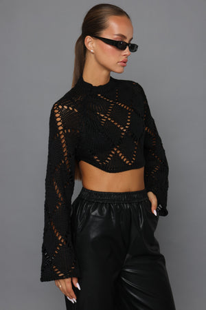 סריג קרושה קרופ גב חשוף חולצה שחור O.S קסארה