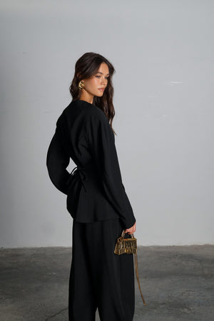 חליפת אופיליה חליפה GOVANA