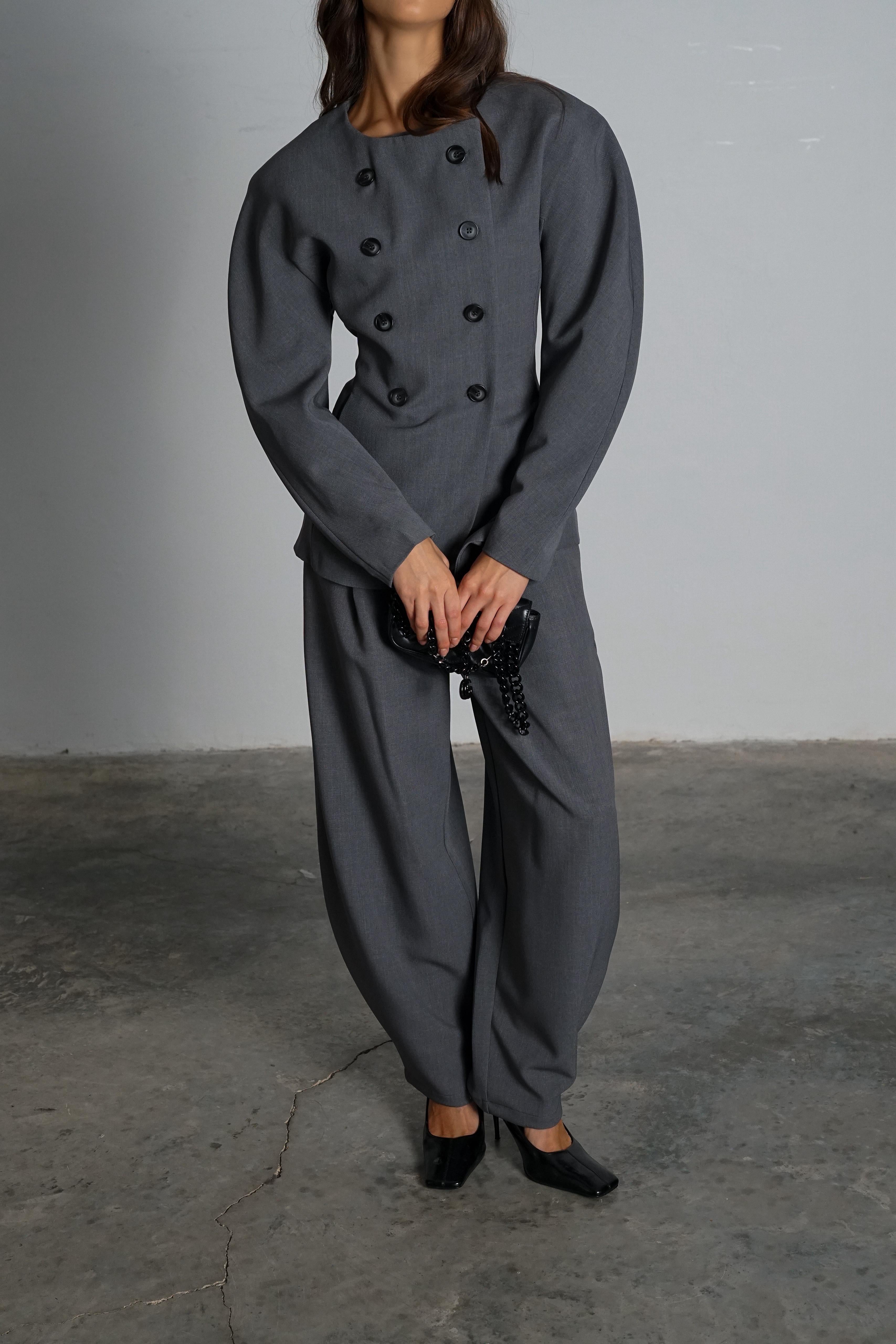 חליפת אופיליה חליפה GOVANA