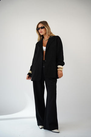 חליפת לולה חליפה RFA