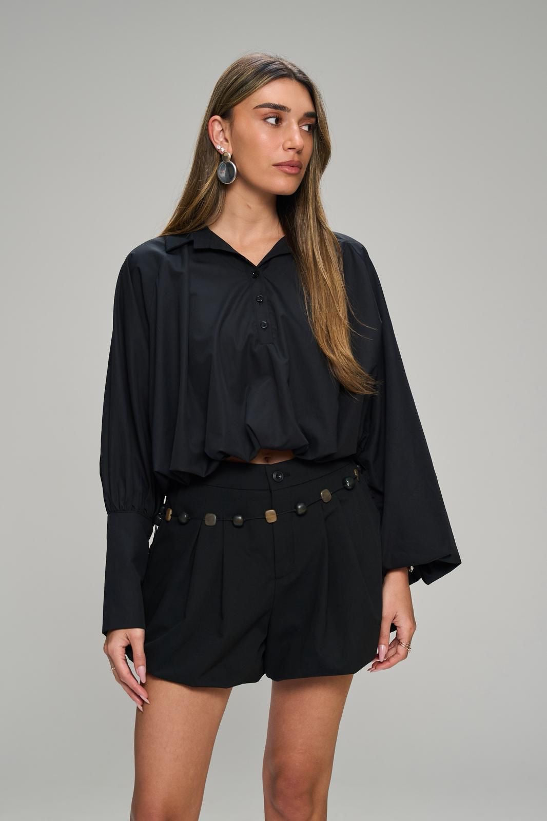 חולצת אודין חולצה שחור טיאגו