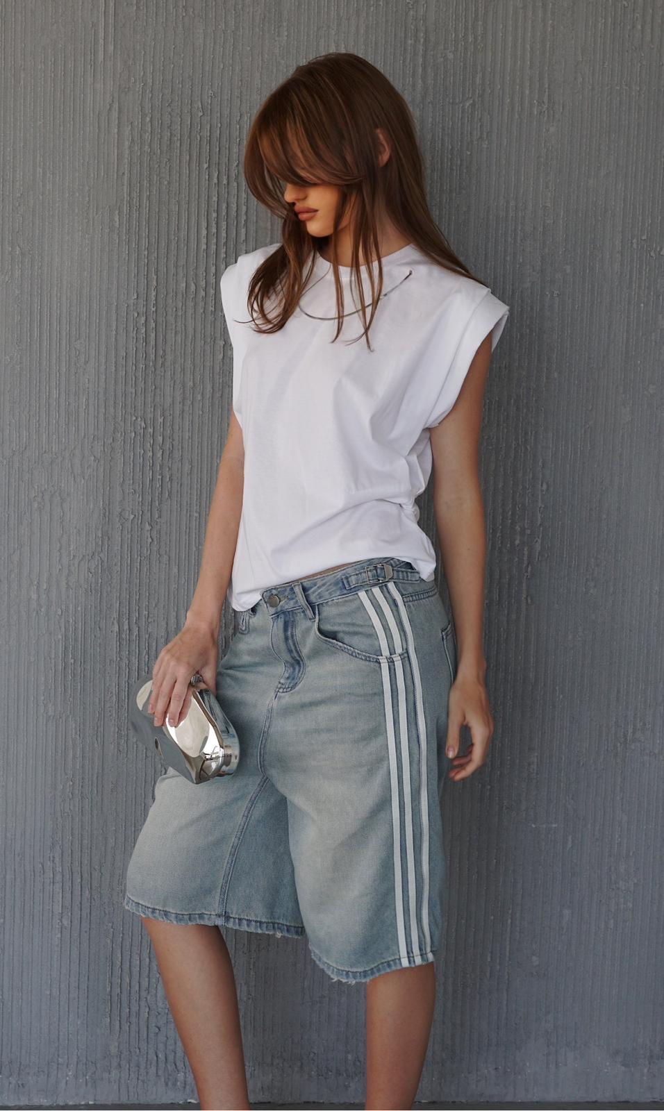 במודה ג׳ינס פסים