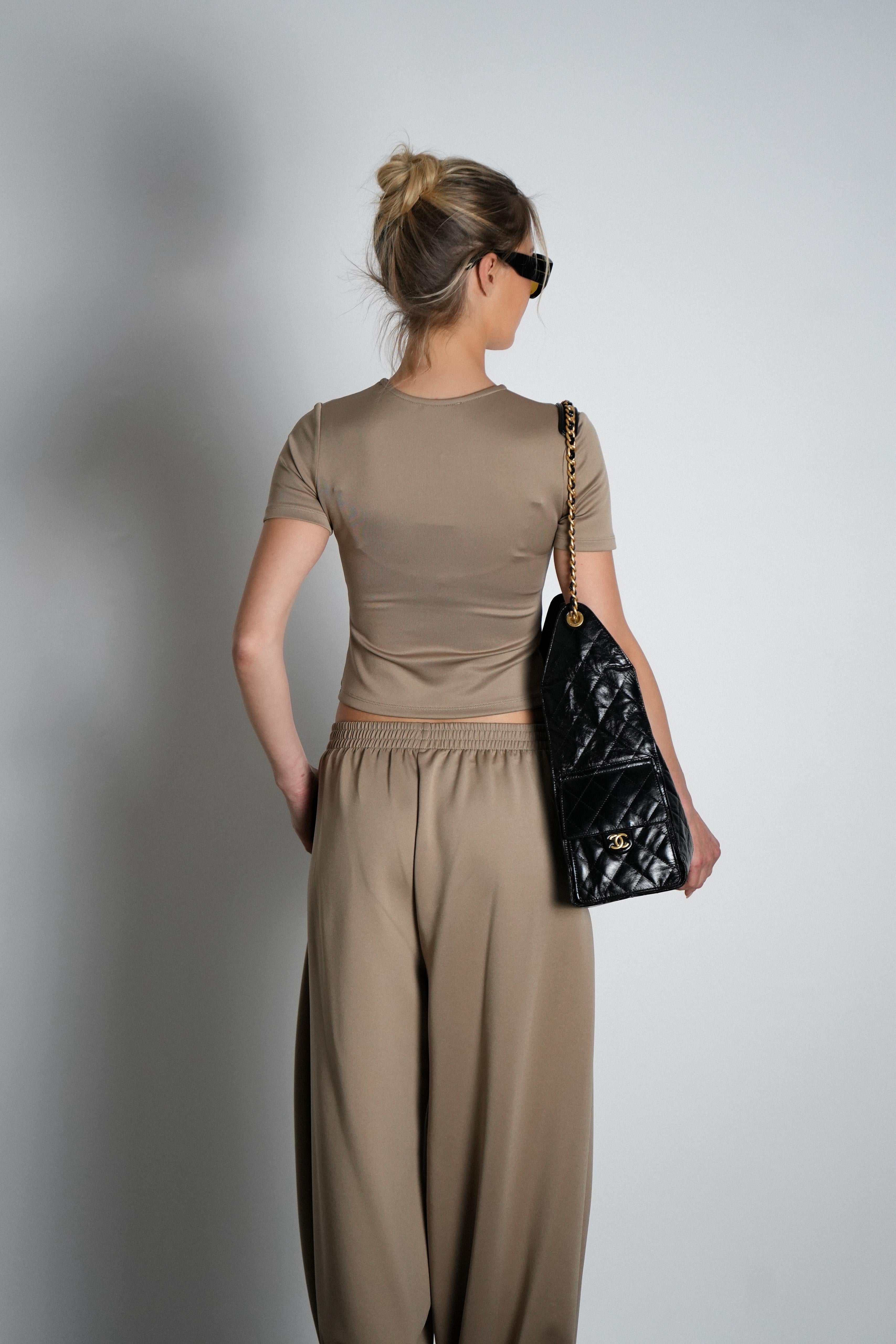 חליפת סופט חליפה GOVANA