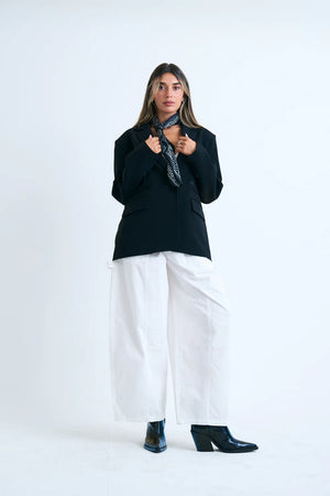 מכנס אביאור לבן ג׳ינס לבן טיאגו