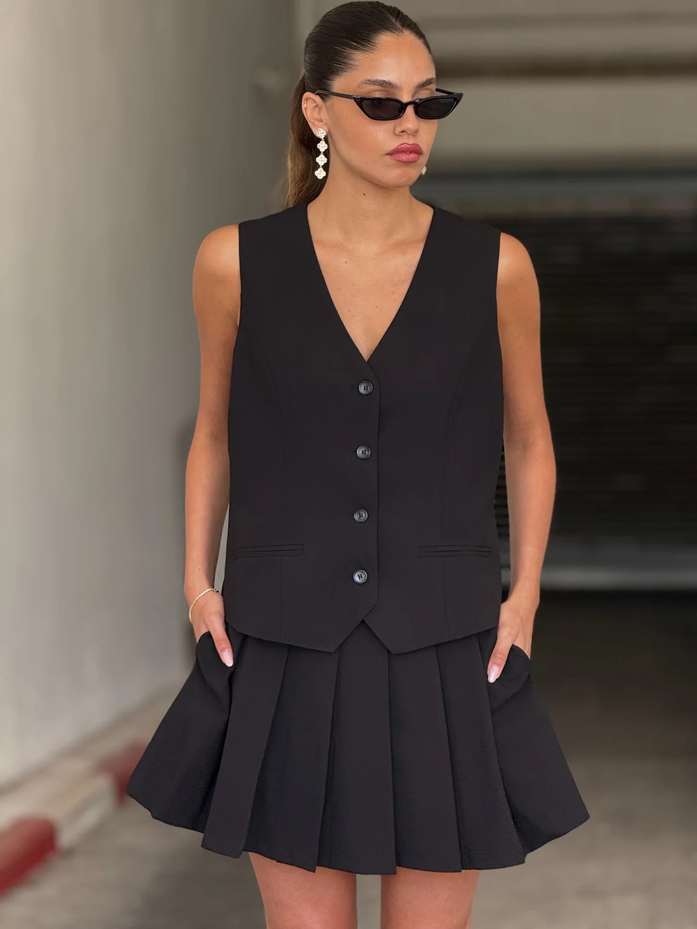 וסט מישל שחור טיאגו