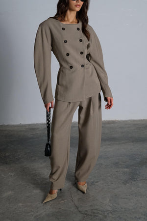 חליפת אופיליה חליפה GOVANA