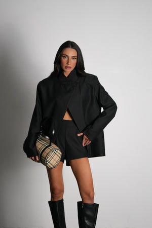 חליפת טארה חליפה שחור GOVANA