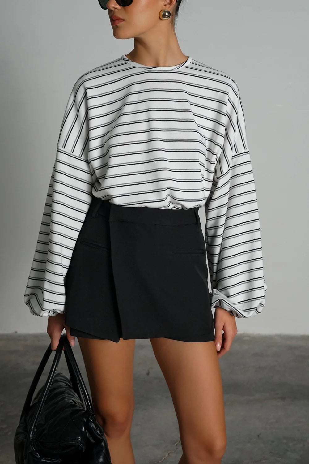 חולצת גוגו פס חולצה לבן O.S GOVANA