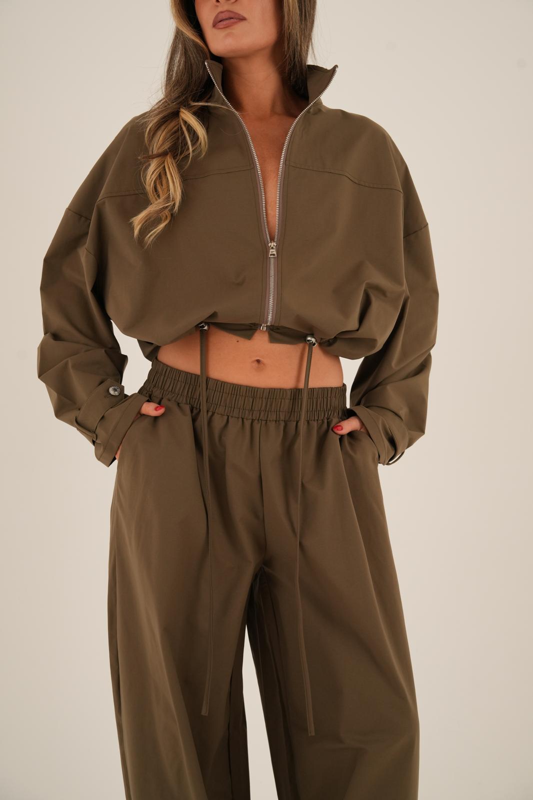 חליפת ג׳סיקה חליפה O.S ירוק RFA